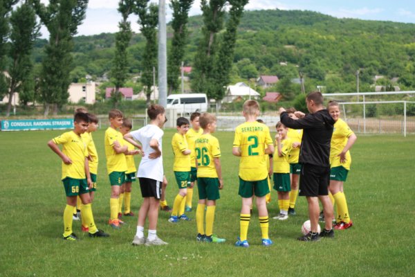 CS Atletic Straseni U11 locul 2 în Divizia A , sezon 21/22