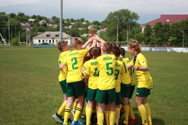 CS Atletic Straseni U11 locul 2 în Divizia A , sezon 21/22