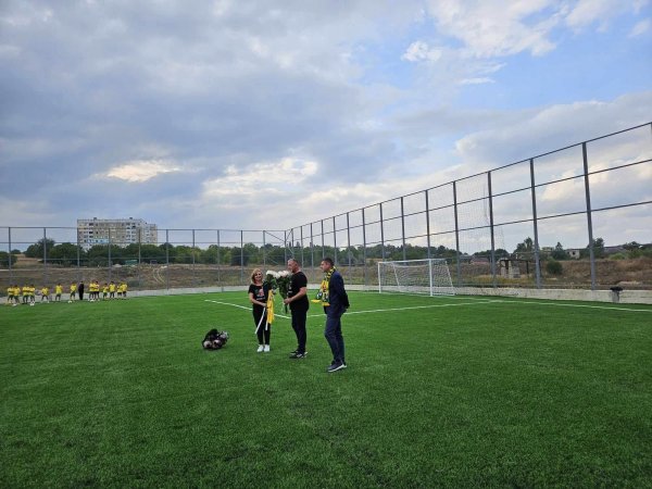 Inaugurarea primului teren de fotbal !