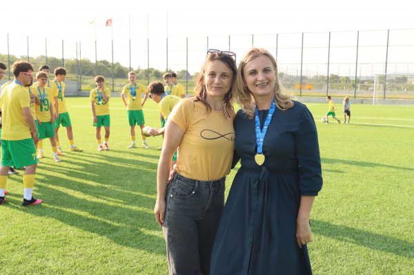 STRĂȘENI URCĂ PE PODIUMUL NAȚIONAL! STRĂȘENI URCĂ PE PODIUMUL NAȚIONAL!