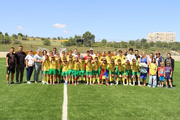 Campioni ai Ligii Regionale la categoriile de vârstă U13 și U12 Campioni ai Ligii Regionale la categoriile de vârstă U13 și U12