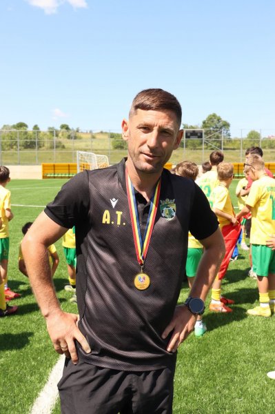 Campioni ai Ligii Regionale la categoriile de vârstă U13 și U12 Campioni ai Ligii Regionale la categoriile de vârstă U13 și U12