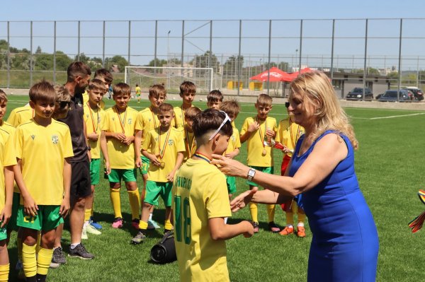 Campioni ai Ligii Regionale la categoriile de vârstă U13 și U12 Campioni ai Ligii Regionale la categoriile de vârstă U13 și U12
