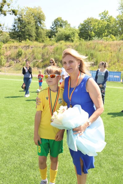 Campioni ai Ligii Regionale la categoriile de vârstă U13 și U12 Campioni ai Ligii Regionale la categoriile de vârstă U13 și U12