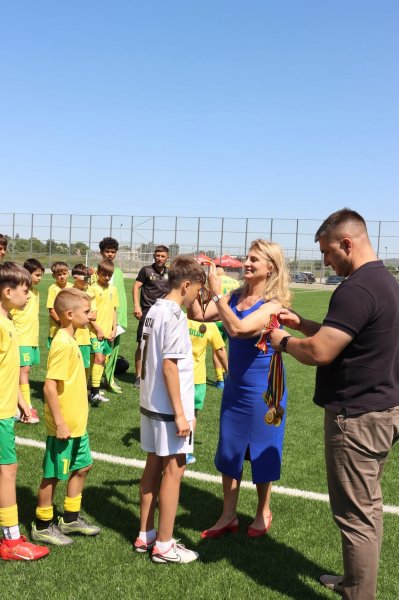 Campioni ai Ligii Regionale la categoriile de vârstă U13 și U12 Campioni ai Ligii Regionale la categoriile de vârstă U13 și U12