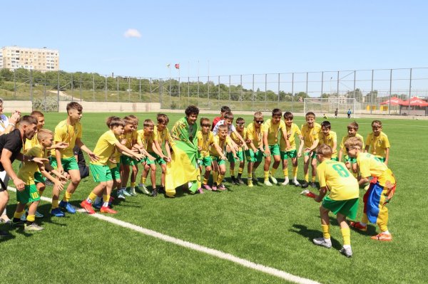 Campioni ai Ligii Regionale la categoriile de vârstă U13 și U12 Campioni ai Ligii Regionale la categoriile de vârstă U13 și U12