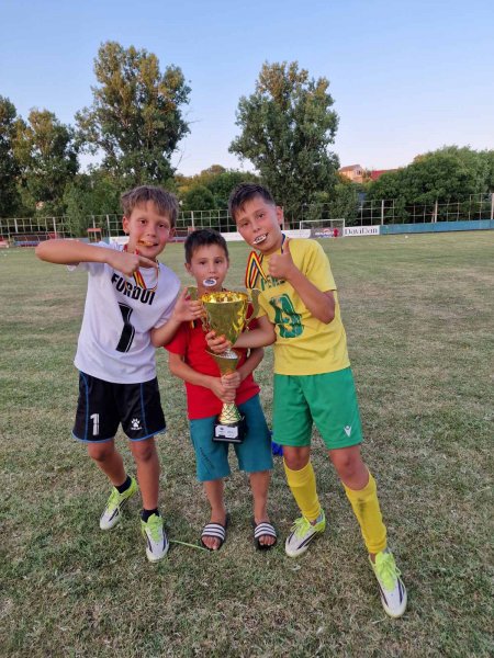 CS Atletic Strășeni cucerește un nou Trofeu!